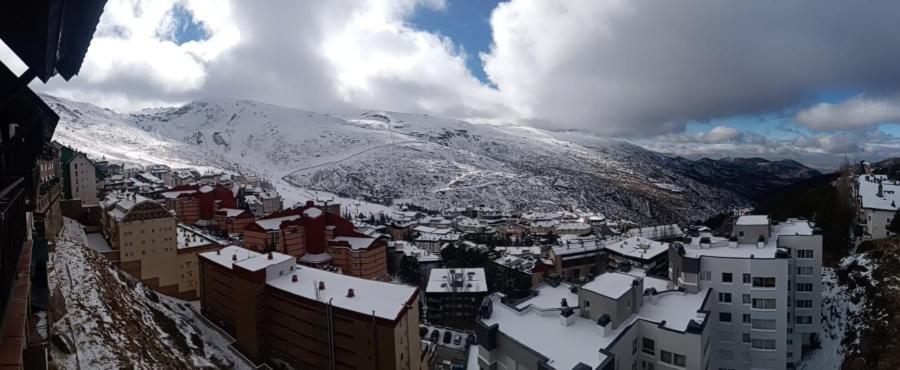 Novisimo Apartamento Con Preciosas Vistas Sierra Nevada Eksteriør billede